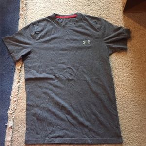 Men’s Under Armour Shirt